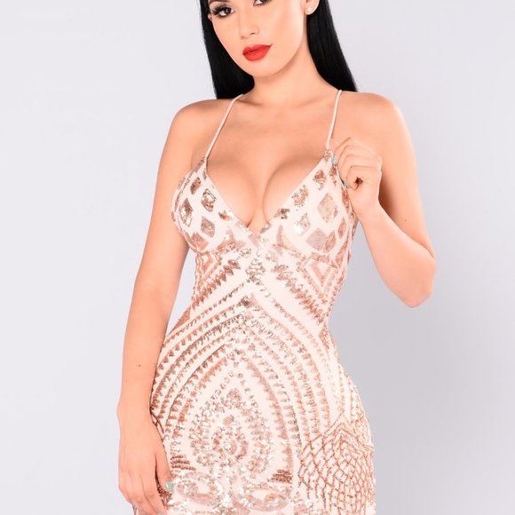 PRICE DROP! Fashion Nova Remix Rose Gold Sequin Dress Sz L - Picture 3 of 11